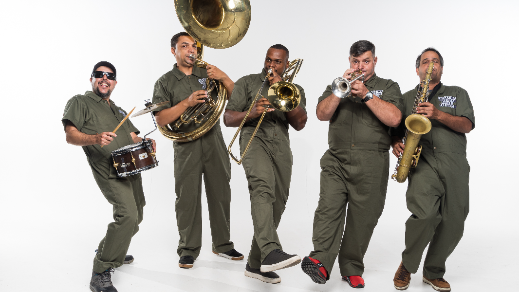 Image Matinê de Carnaval com a Fantástica Orquestra 