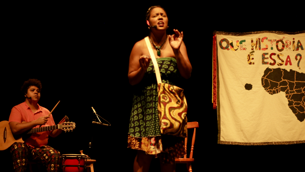 Image QUE HISTÓRIA É ESSA?