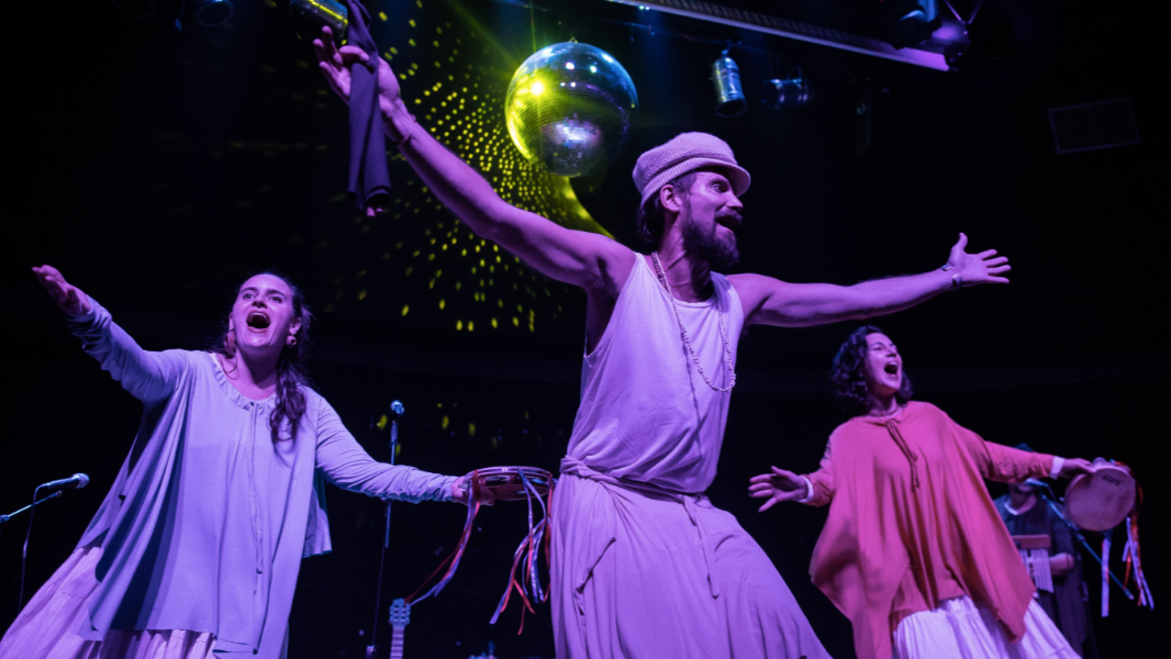 Image Trupe Saravana - Caravana Encantada