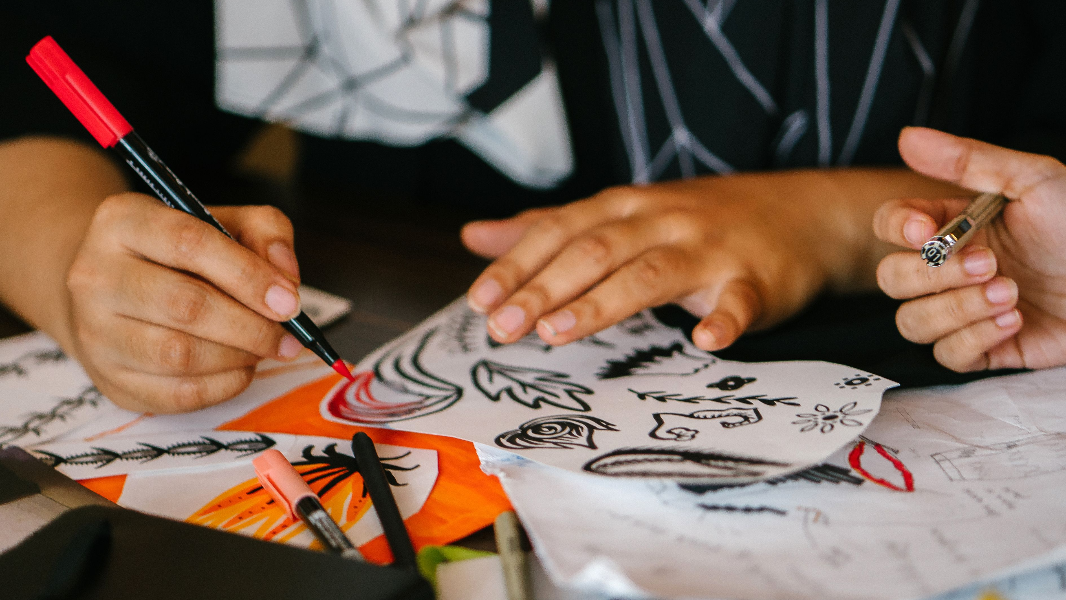 Image Expressando Emoções: Arte, Traço e Maracatu