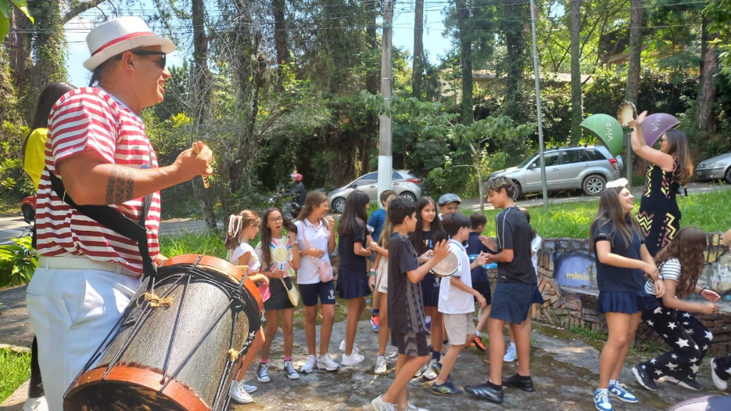 Image A loucura dos sons, Brincadeiras musicais 