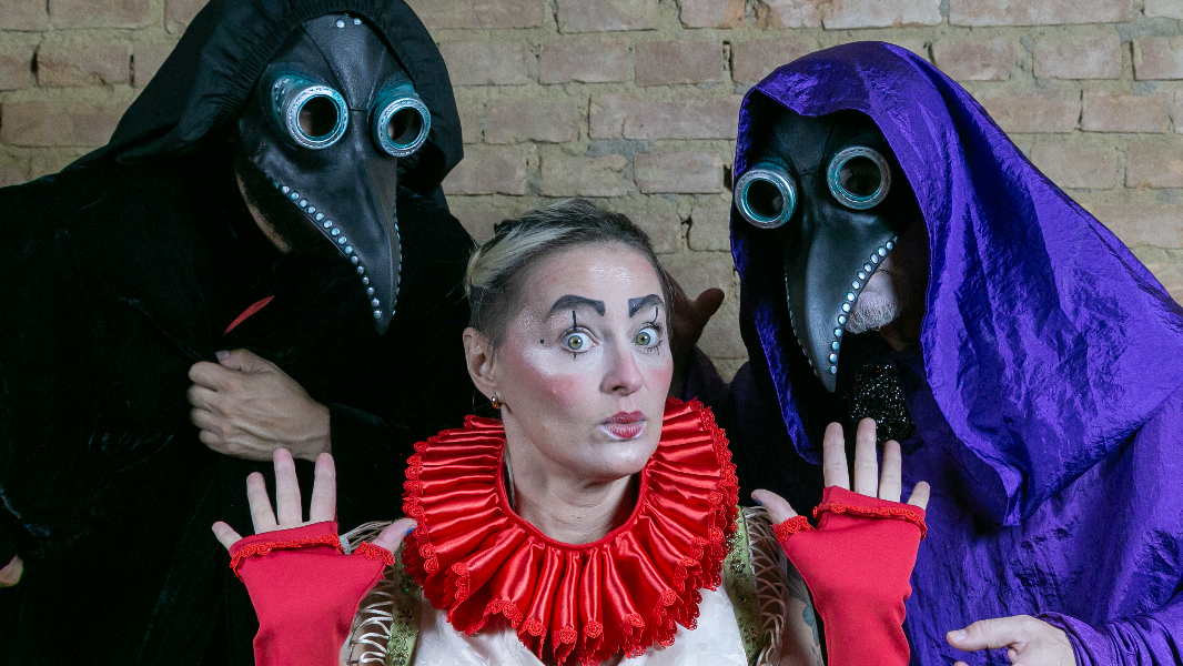 Image OFICINA | FIGURINOS PARA O TEATRO - Luvas de Shakespeare