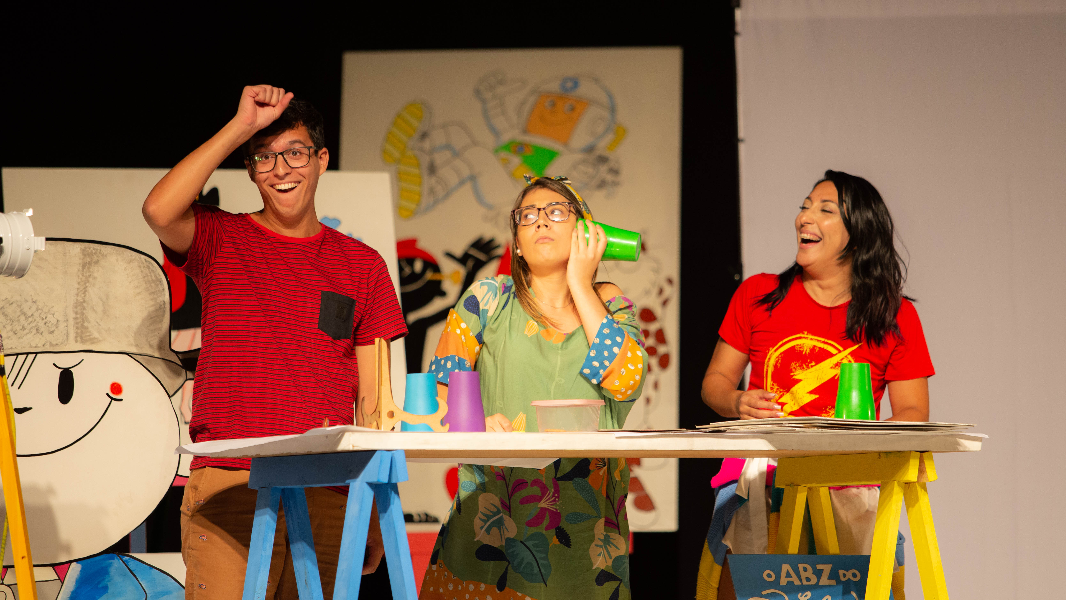 Image DIVERSÃO EM CENA – O MENINO MALUQUINHO, LISONJEIO AO MESTRE