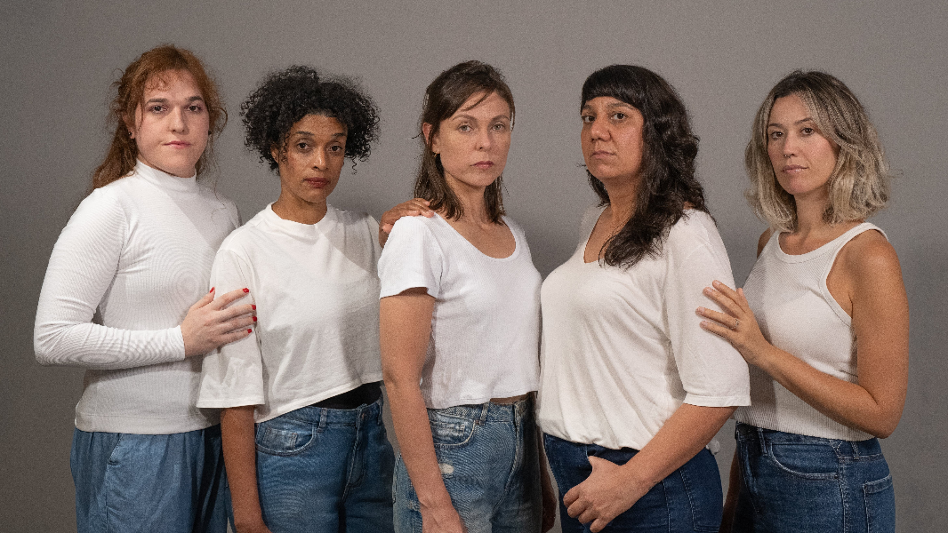 Image Dois Dedos, Parágrafo!