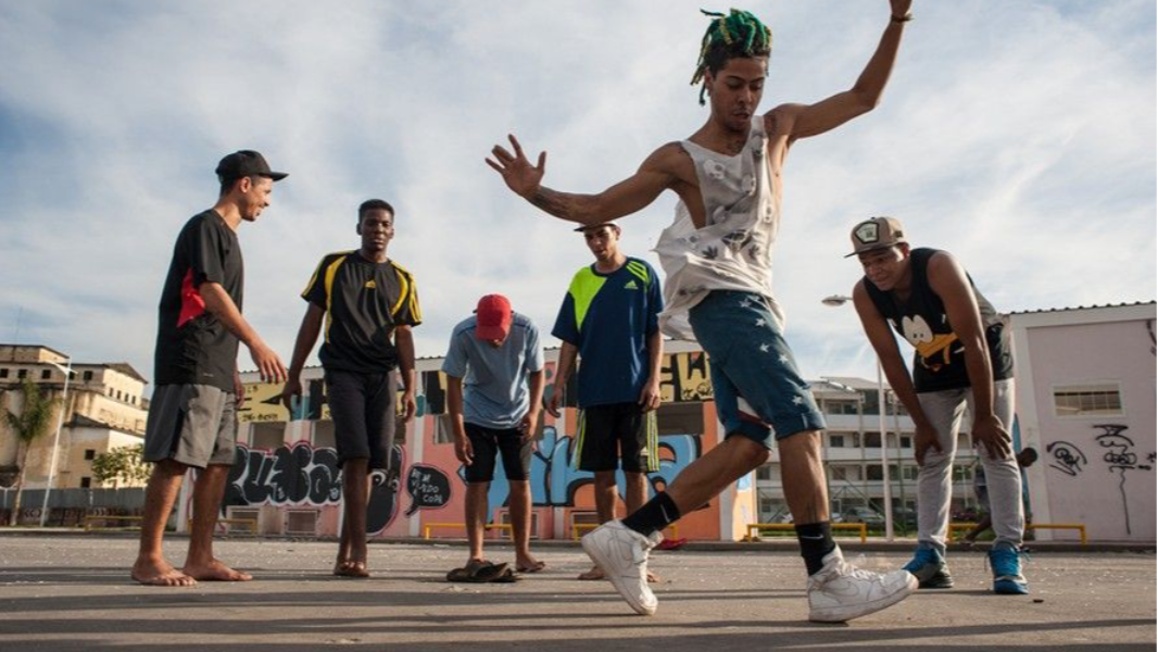 Image VIVÊNCIA EM DANÇAS URBANAS