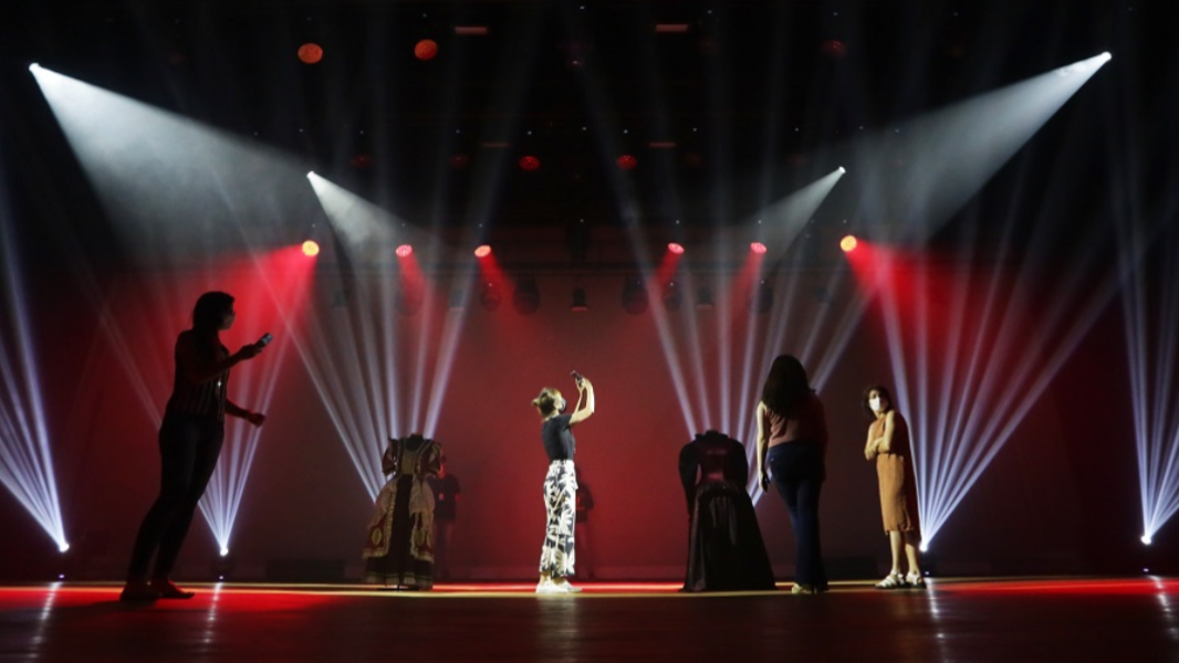 Sesi Cultura Por Trás Dos Panos Teatro Adulto 7257