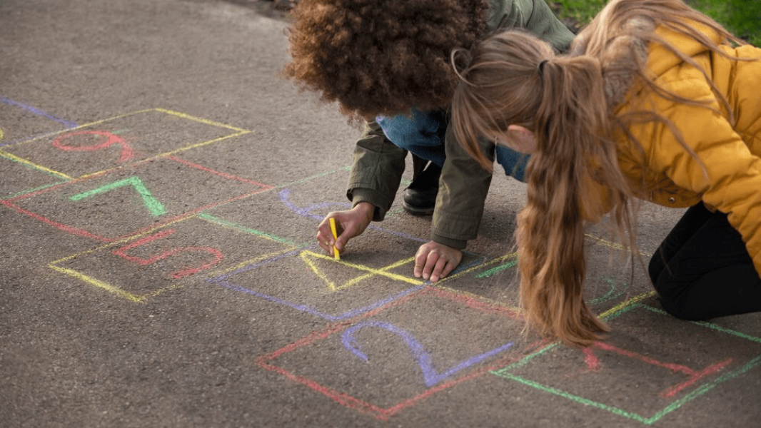 Image Brincadeiras de Quintal