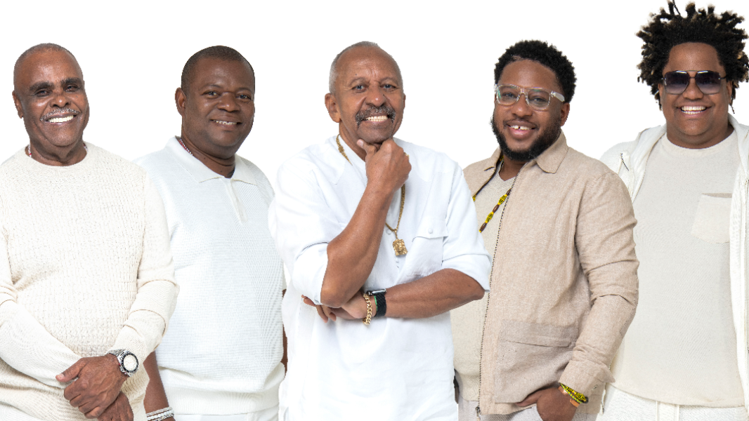 Image Fundo de Quintal