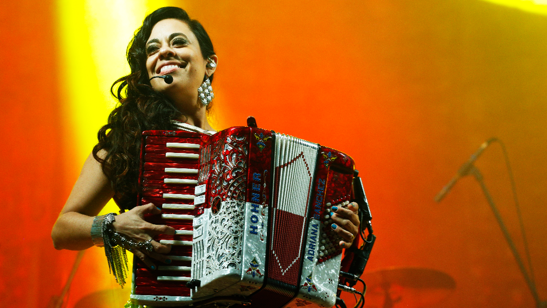 Image Barra da Saia - A História da Mulher na Música Caipira