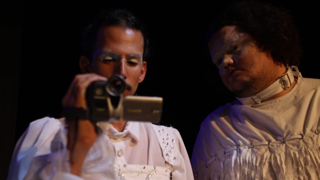 Image “Se Morri Já Não Me Lembro: Um ensaio para recriar o mundo”