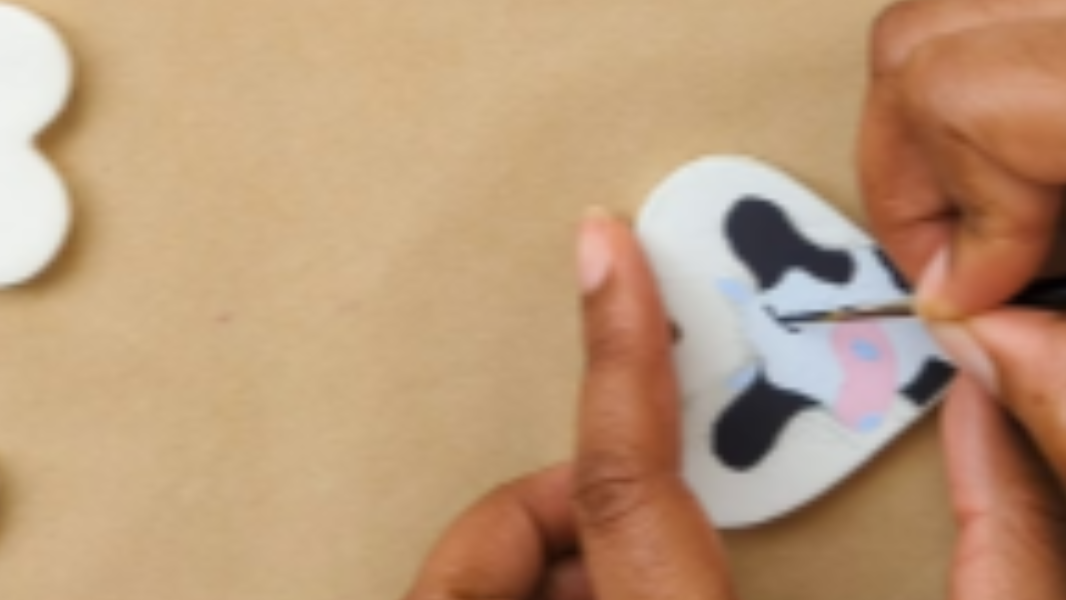Image OFICINA: PINTANDO ÍMÃS DE BISCUIT