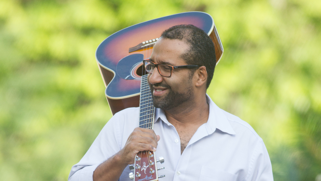 Image Lugão Canta Tim e Jorge