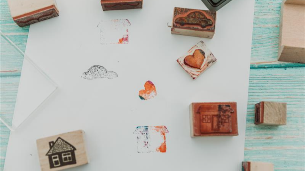 Image Meu mundo carimbado: Oficina de criação de carimbos