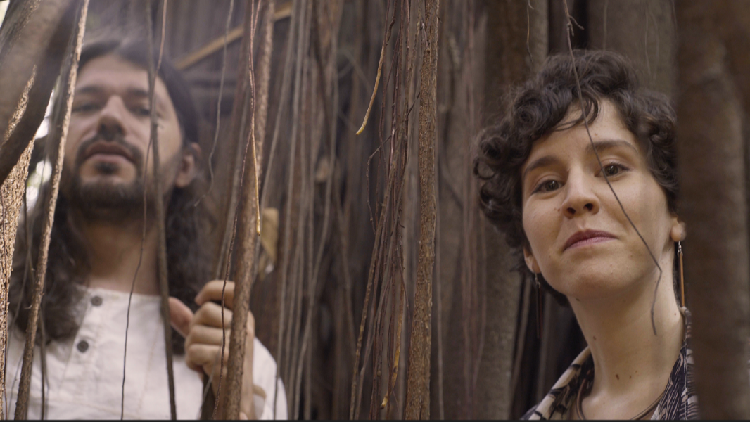 Image Camilla Farias & Augusto Teixeira - “Com o Fio Fiar"