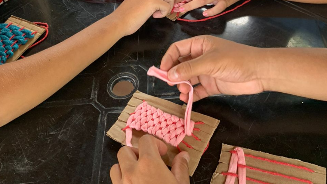 Image Tear de papelão