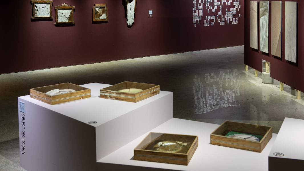 Image Demonstra: pela poética def