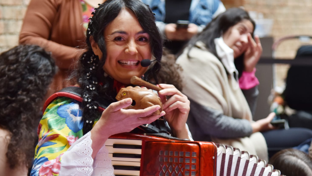Image Musicriando - Canta e Conta Brincadeiras e Cantorias do Mundo da Criança