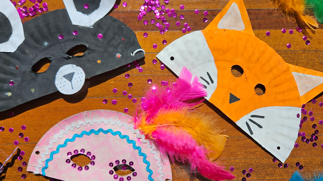 Image Oficina “Criando máscaras de personagens”