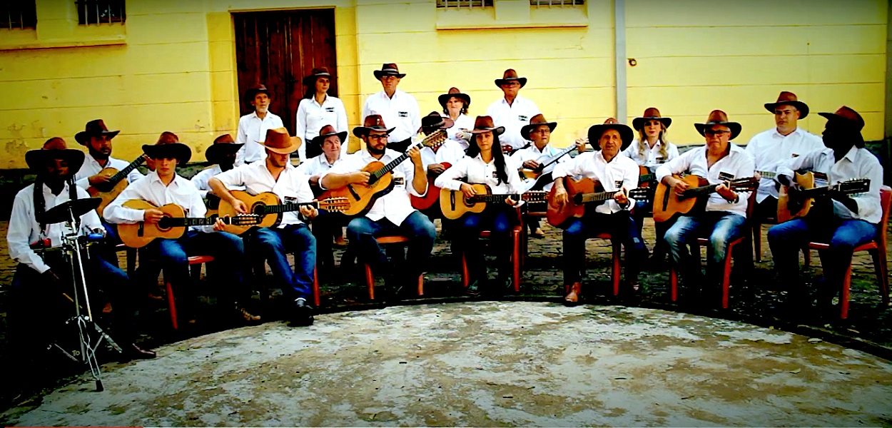 SESI - Cultura - Orquestra de Violeiros de Araras