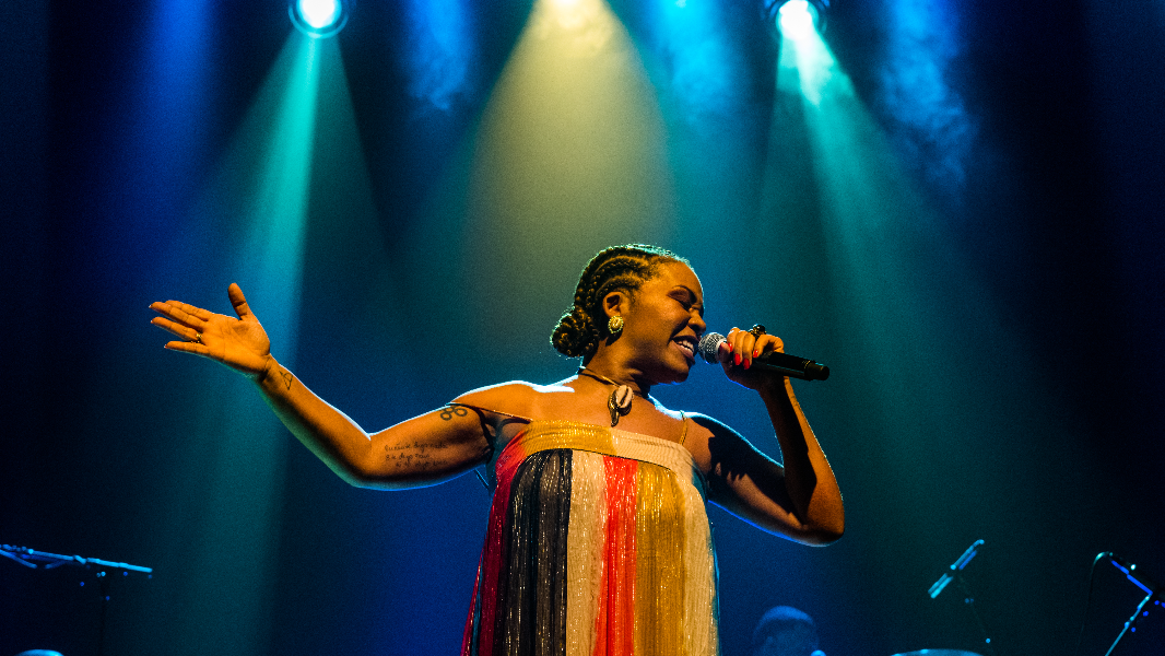 Image Adriana Moreira - Canto de Alerta, Samba Manifesto