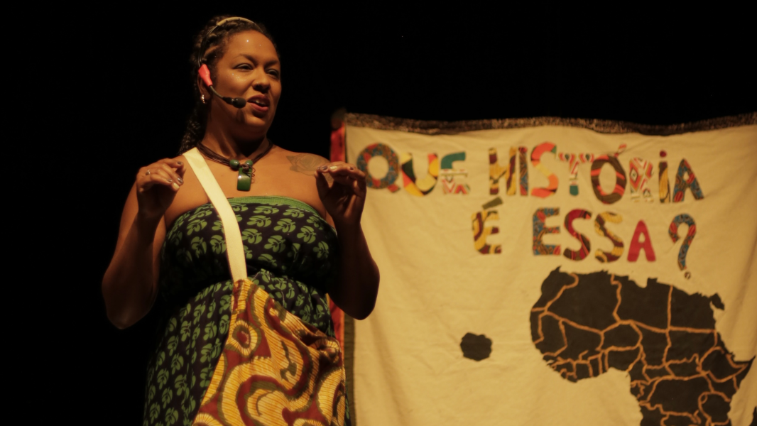 Image QUE HISTÓRIA É ESSA?